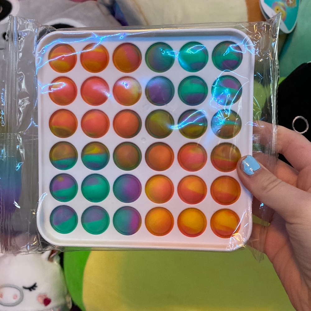 Hard shell pop it fidget toy